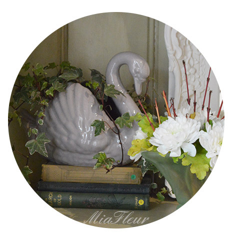 Swan Vase- MiaFleur