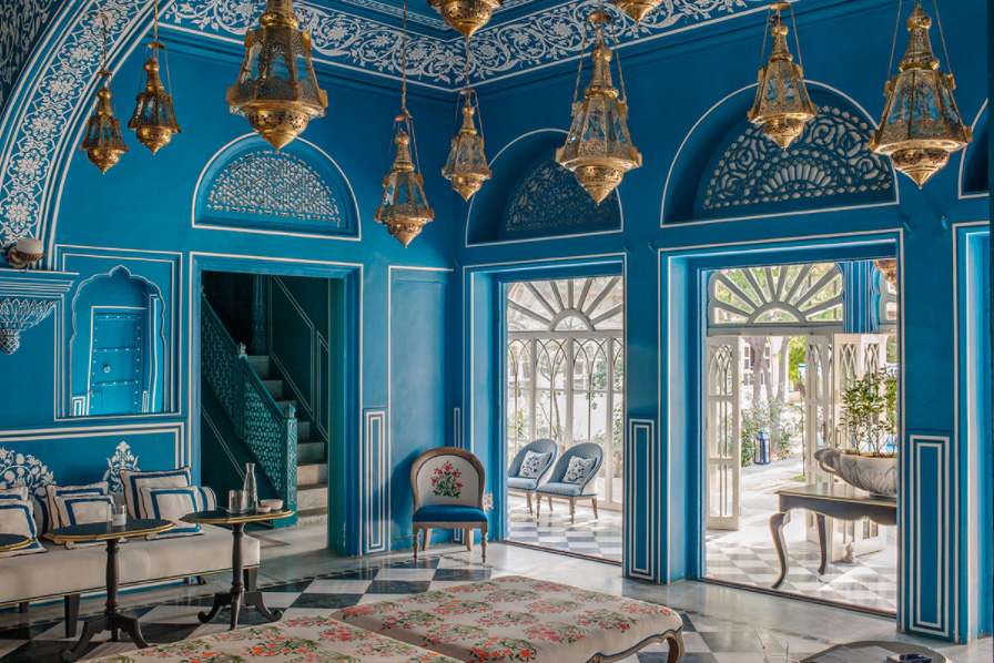 East meets west in spectacular style at Bar Palladio Jaipur to create a luxurious and out of this world orientalist fantasy.  Combine the stunning restaurant décor with the best in Italian cuisine and you have a wonderful setting for a luxurious holiday retreat.