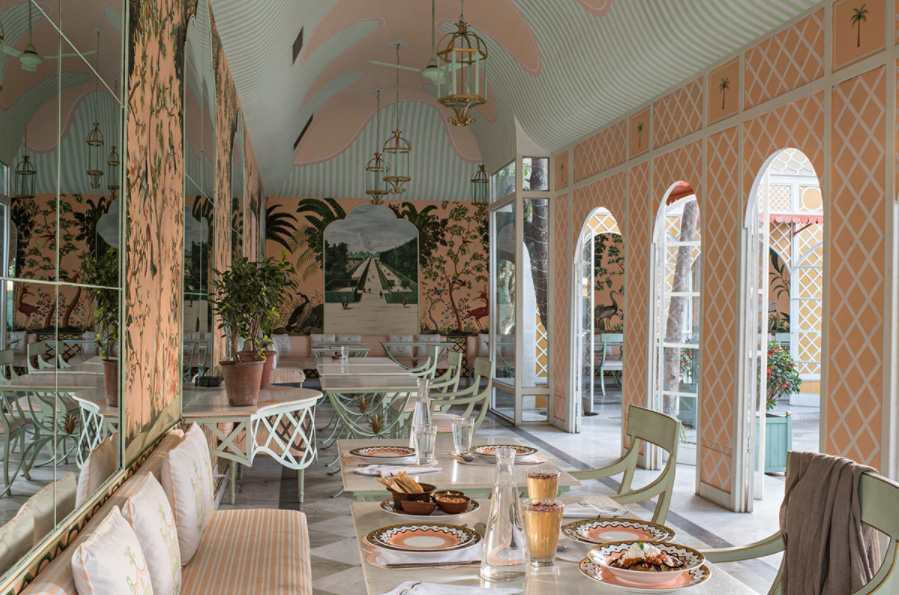 East meets west in spectacular style at Caffe Palladio Jaipur to create a luxurious and out of this world orientalist fantasy.