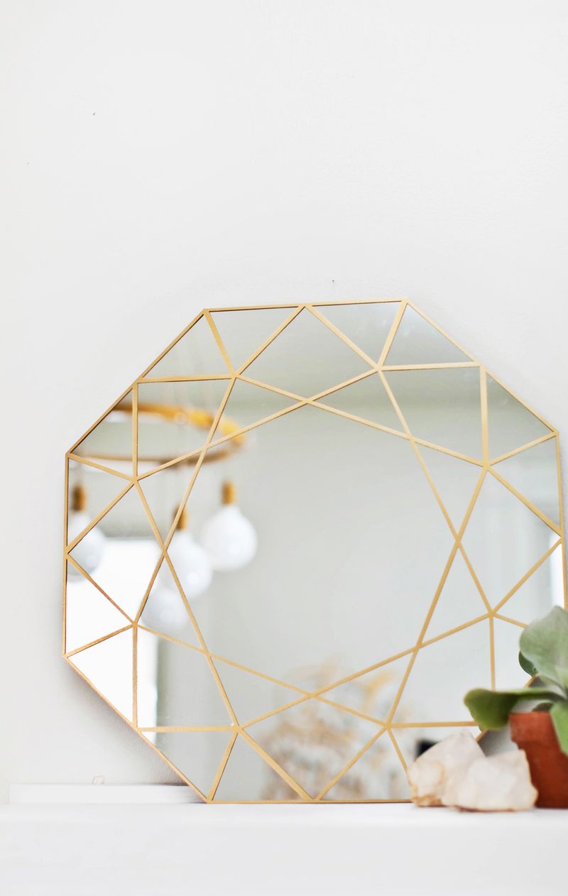 Cool DIY ideas for your home. Stylish gem mirror by A Beautiful Mess.