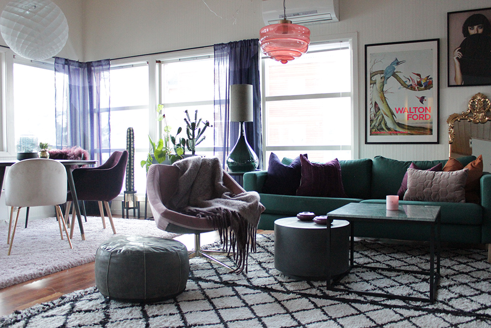 House Tour: Colourful apartment- vibrant and eclectic living room