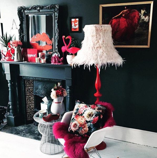 @sherylyonthespectrum top 13 #livefabulousandfearless Instagram homes- dark and moody interiors pink accents