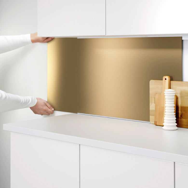 brass kitchen splashbacks