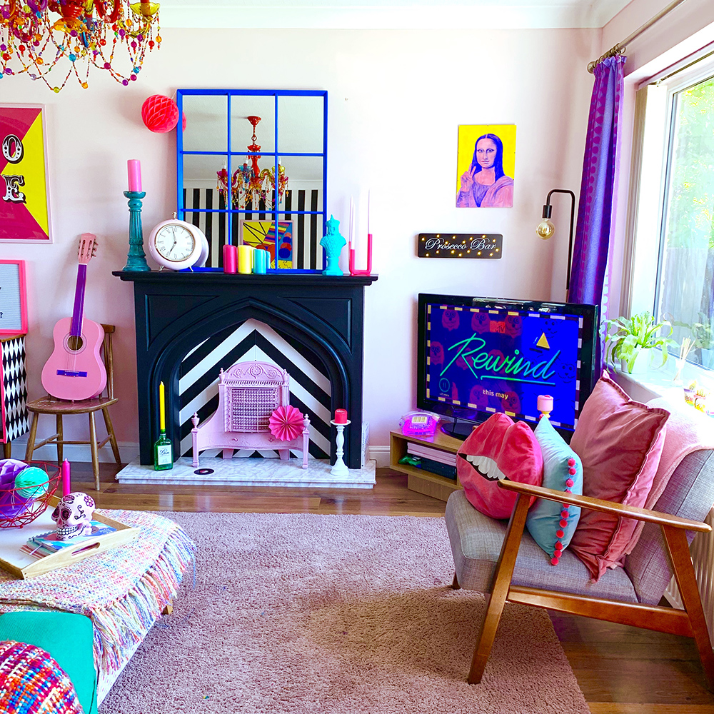 House Tour: A Crazy and Colourful Pop Art Inspired Rental in Sheffield