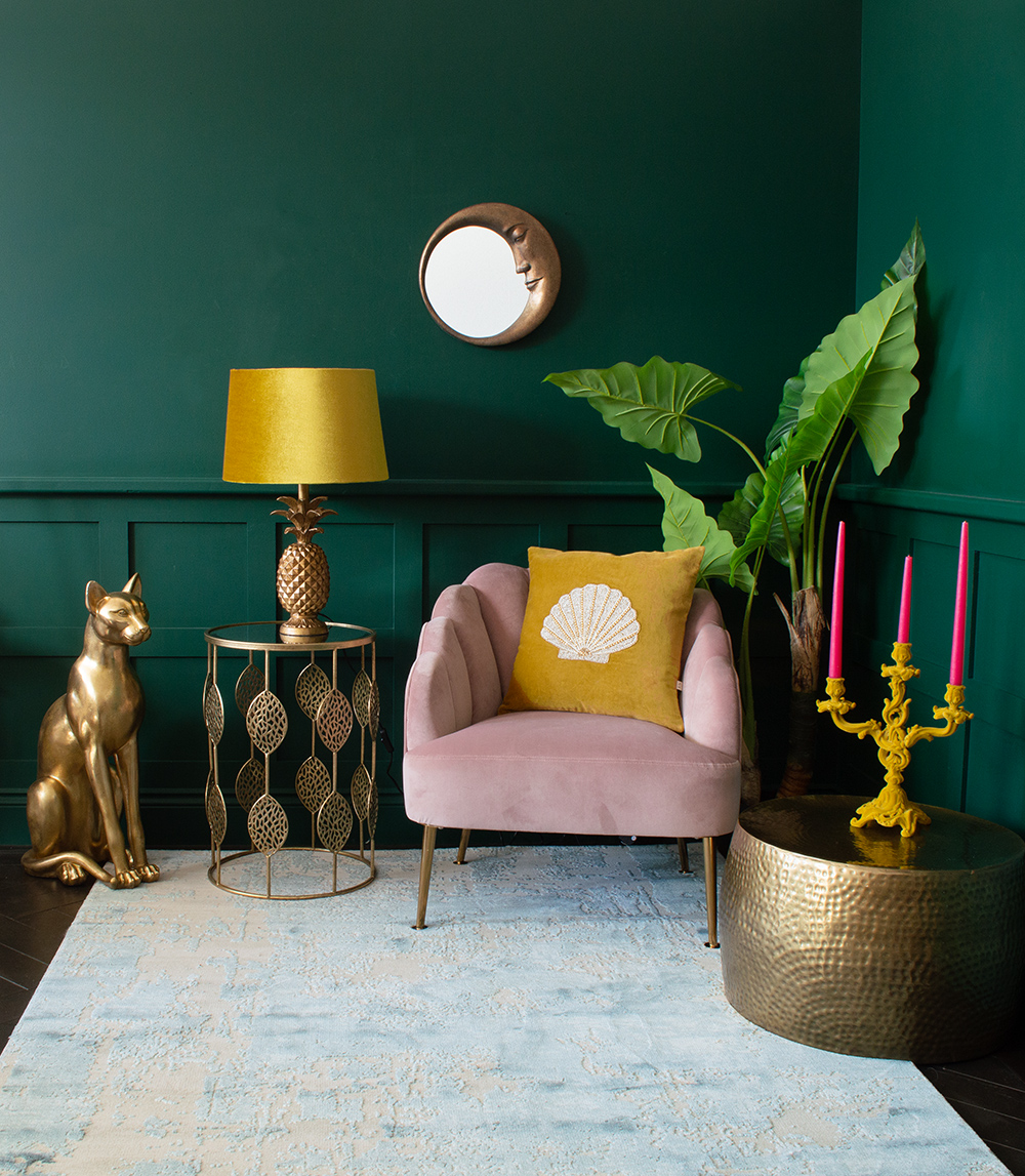 Dark green and mustard yellow living room inspiration 