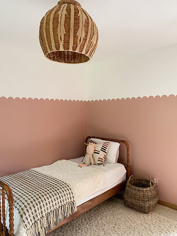 DIY painted scalloped wall idea