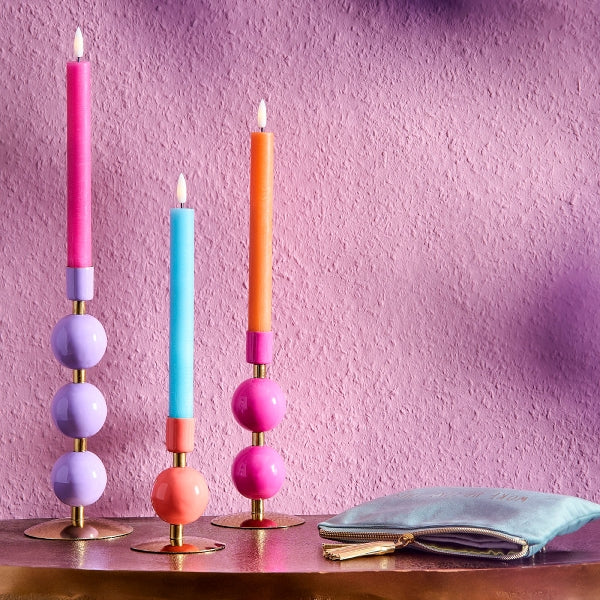 A bubble candle holder